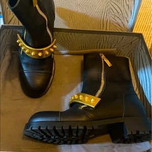 Alexander McQueen Gold Spike Biker Boots 38.5